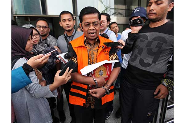 Tervonis kasus dugaan suap terkait kesepakatan kontrak kerja sama pembangunan PLTU Riau-1 Idrus Marham