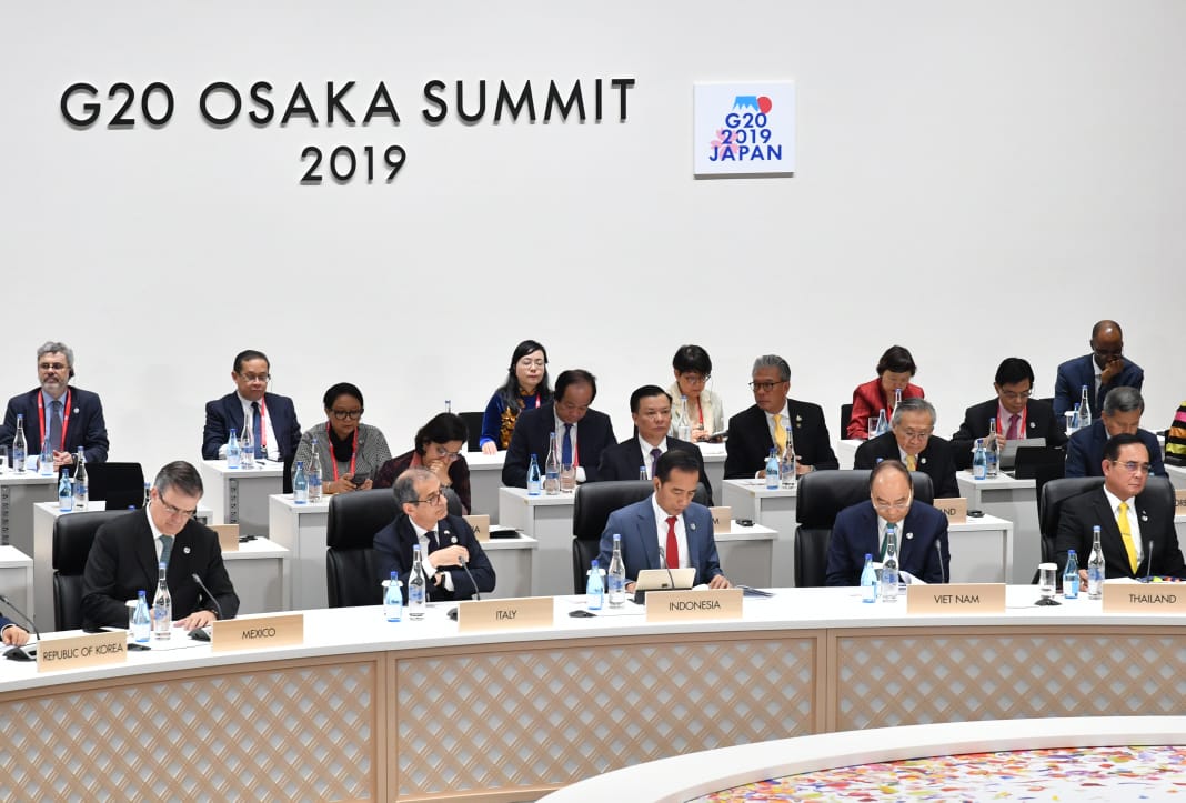 Presiden Jokowi dalam KTT G20 di Osaka, jepang