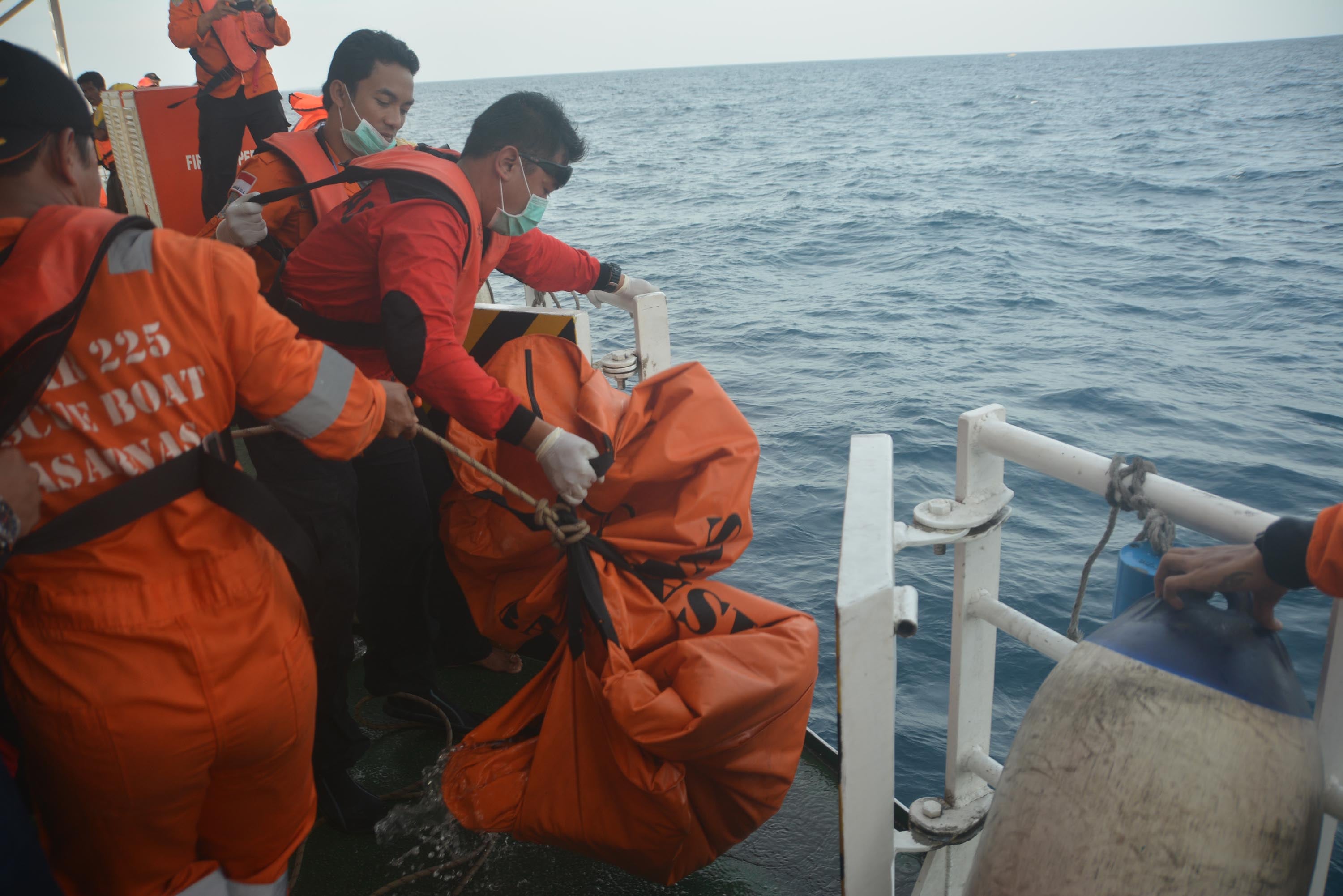 korban kapal tenggelam