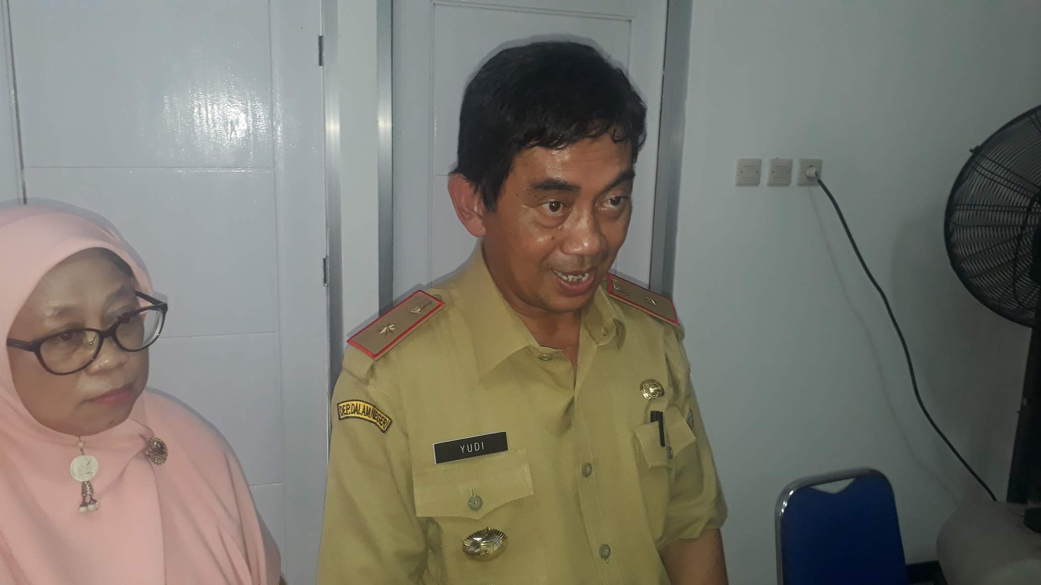 Kepala Dinas Kependudukan dan Pencatatan Sipil Karawang Yudi Yudiawan