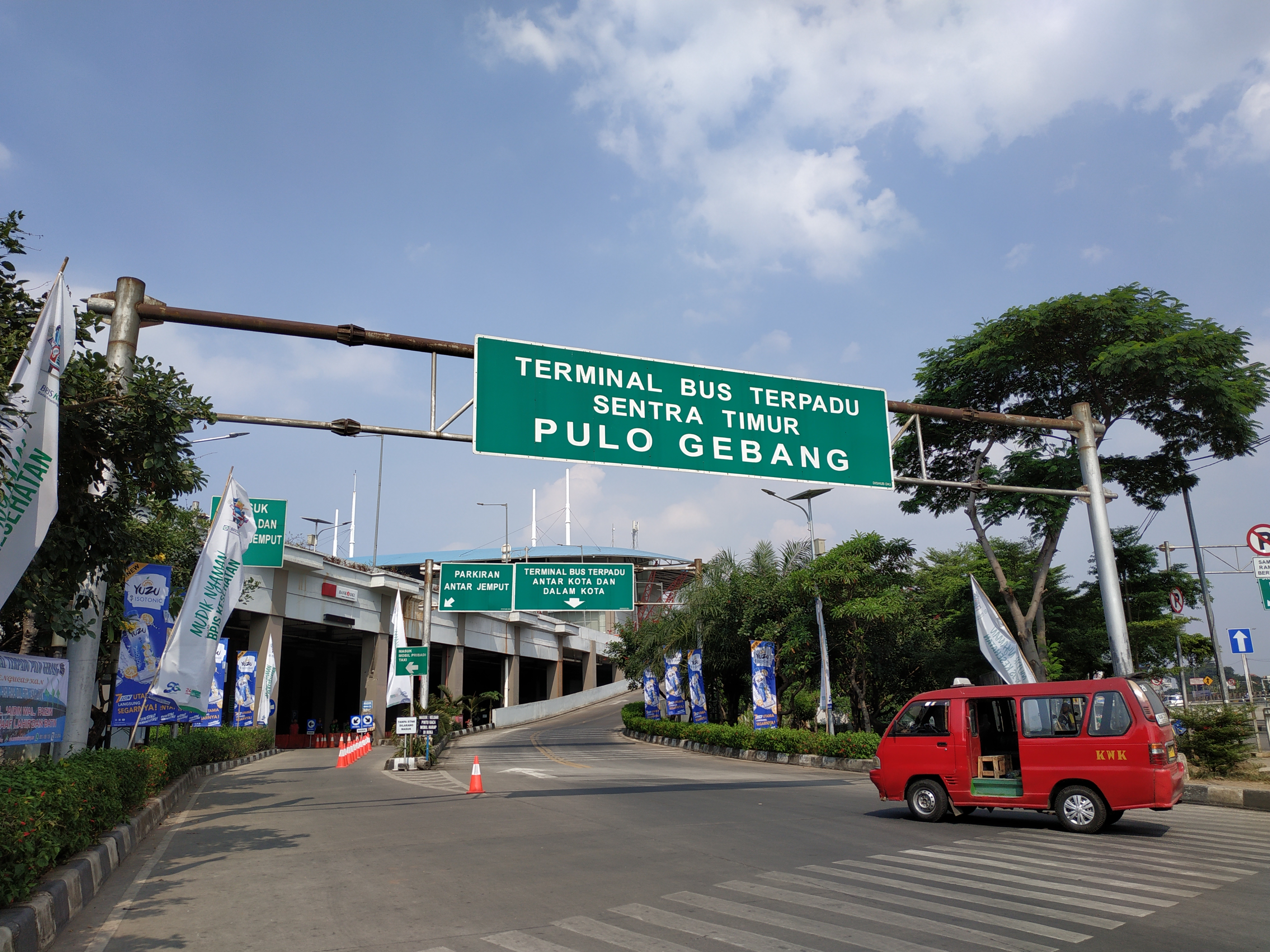 Terminal Bus Terpadu Pulo Gebang