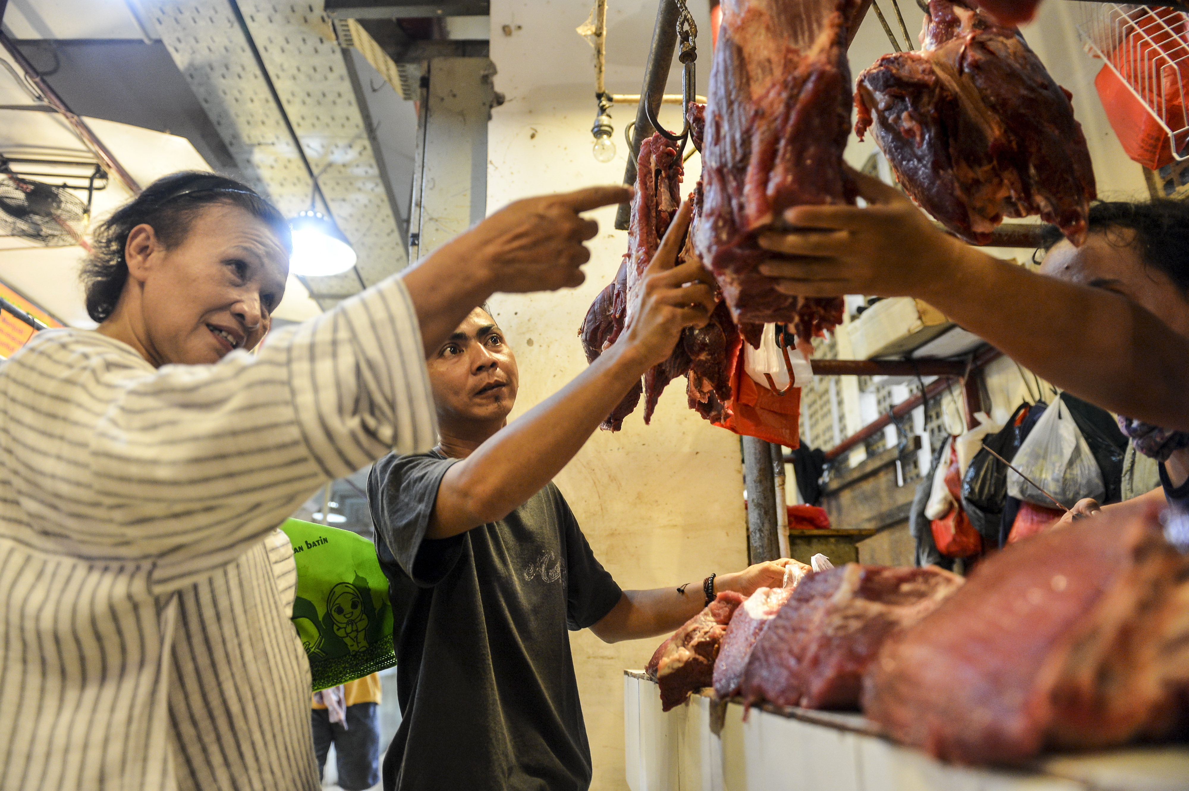 Harga daging sapi di Bangka Belitung mulai naik dari Rp120 ribu per kg menjadi Rp130 ribu per kg. 