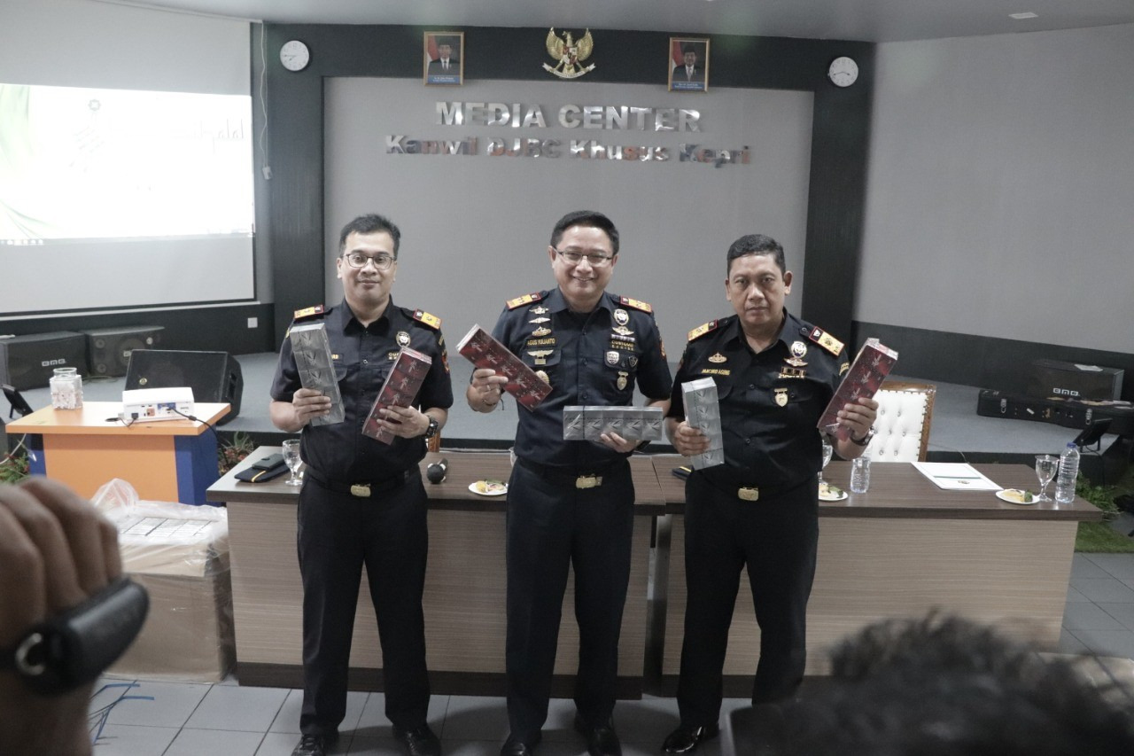 Hasil Tegahan Rokok Ilegal Kanwil Bea Cukai Kepulauan Riau