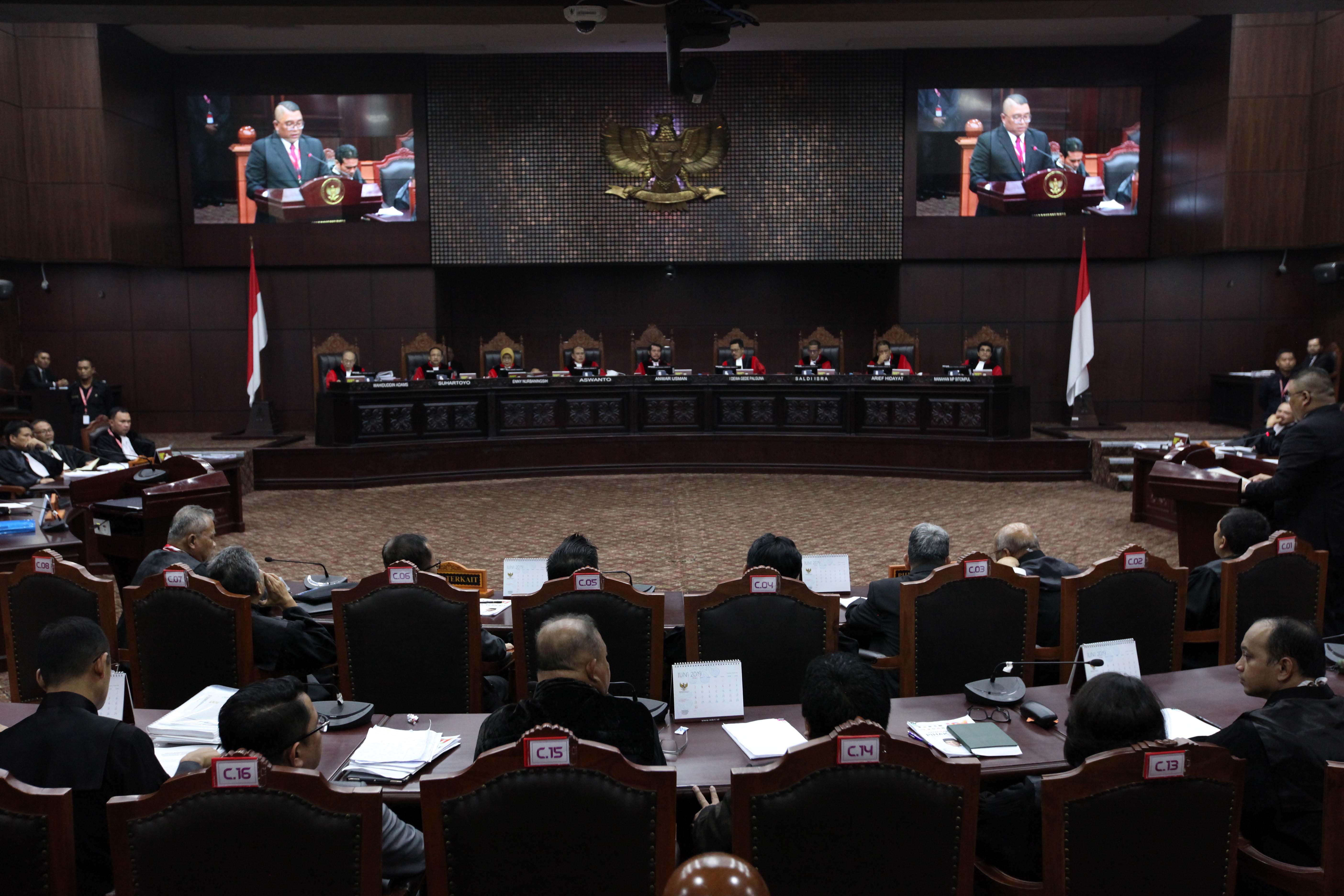 Suasana sidang di Mahkamah Konstitusi