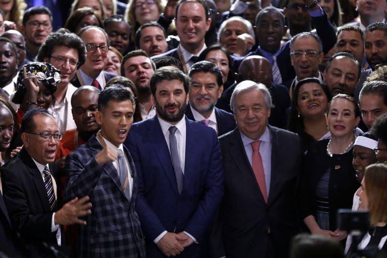 Deputi Pengembangan Pemuda Kemenpora bersama Menteri Pendidikan Portugal dan Sekjen PBB dan peserta lainnya di Lisbon,  Portugal