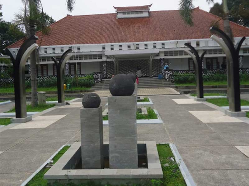 Wisma Karya