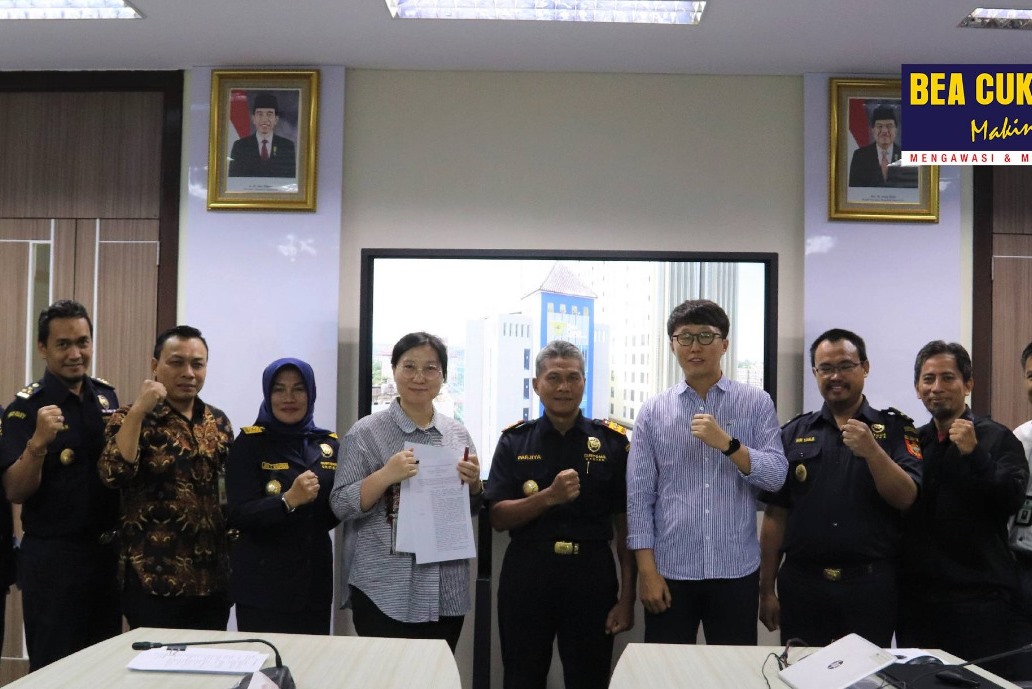 Bea Cukai Jateng DIY kembali berikan fasilitas kawasan berikat ke 10 di 2019