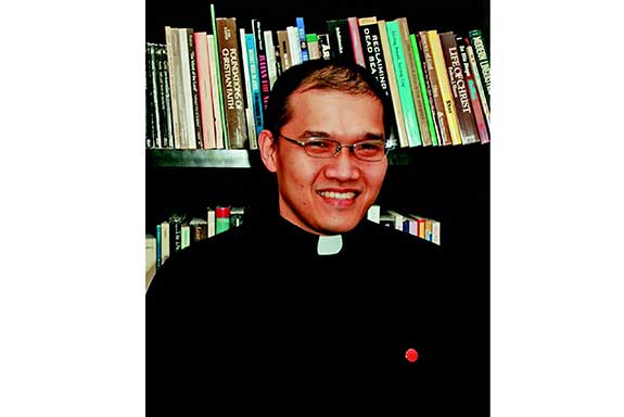 Romo Stefanus Hendrianto