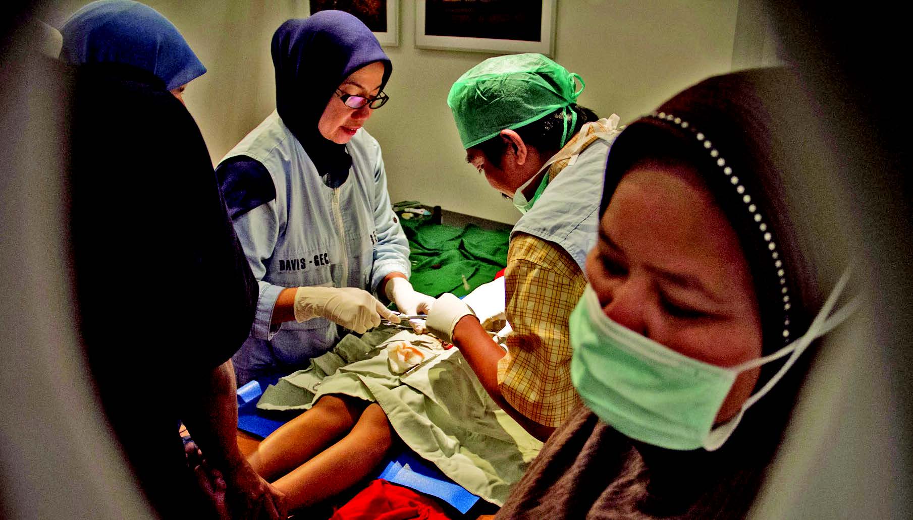  Acara Sunatan Massal Anak