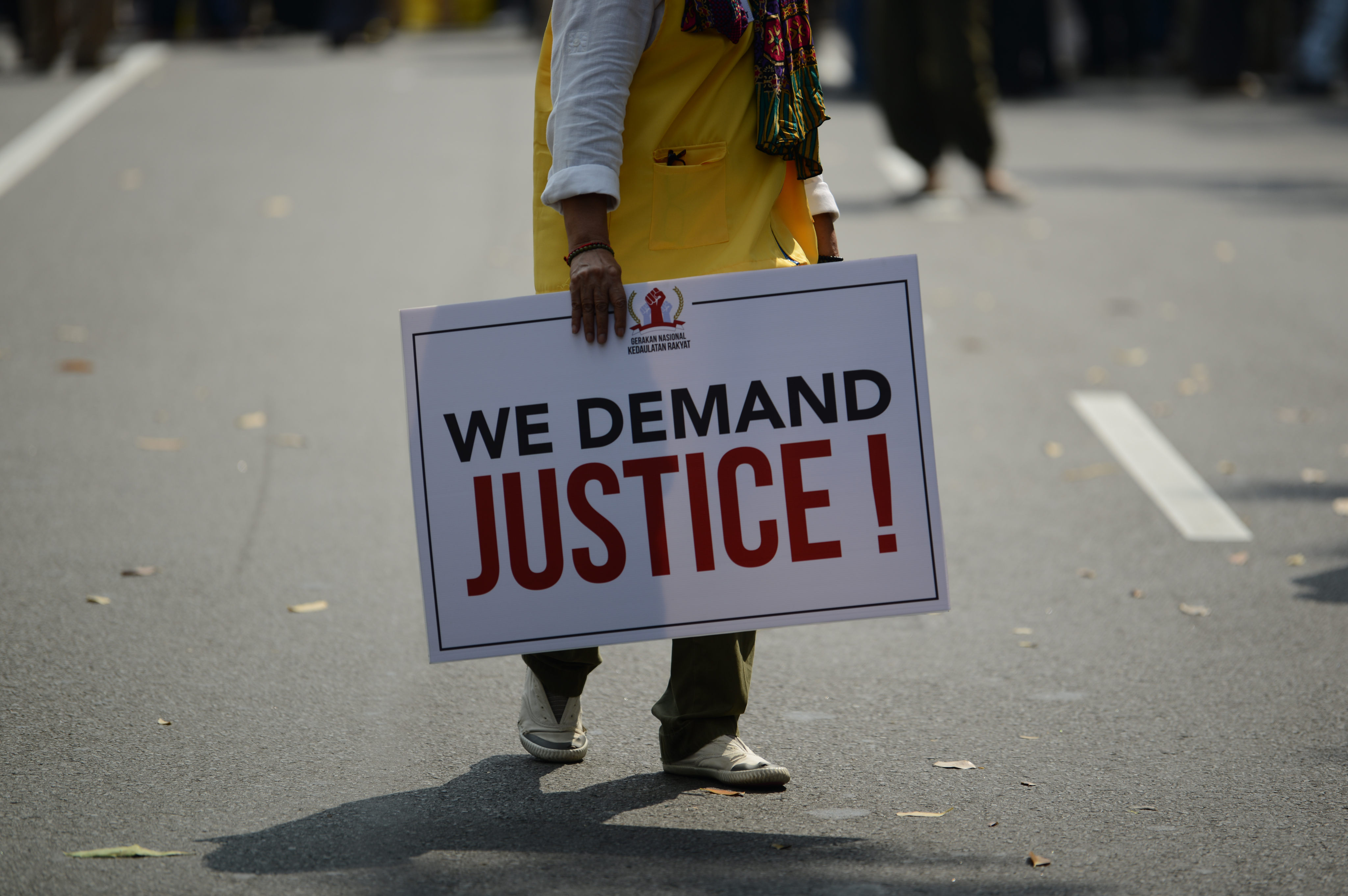 Unjuk rasa di depan Mahkamah Konstitusi, Jumat (14/6).