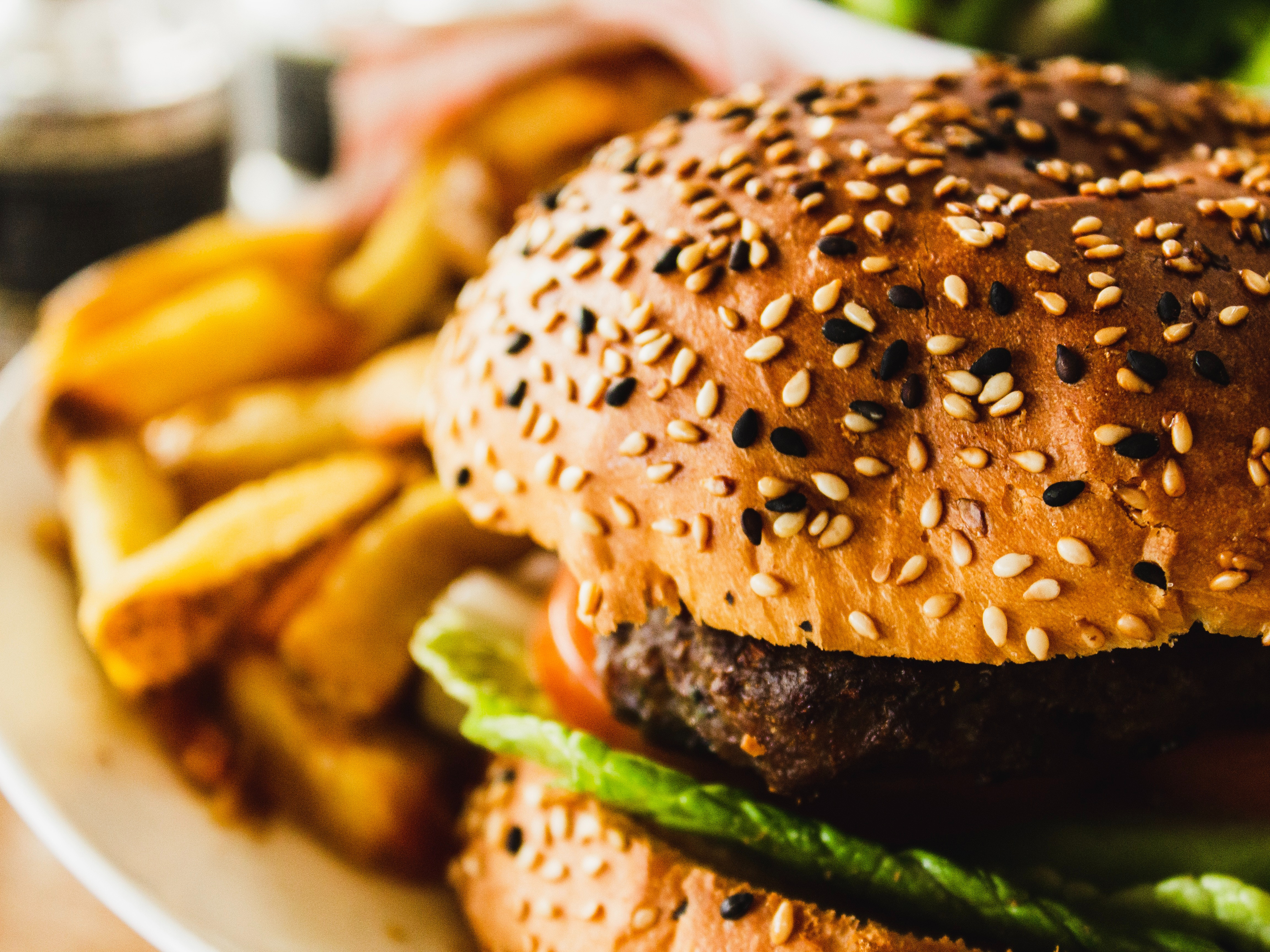 Peneliti menyimpulkan kelakuan maupun keinginan akan body image yang tidak realistis dipicu oleh media sosial.