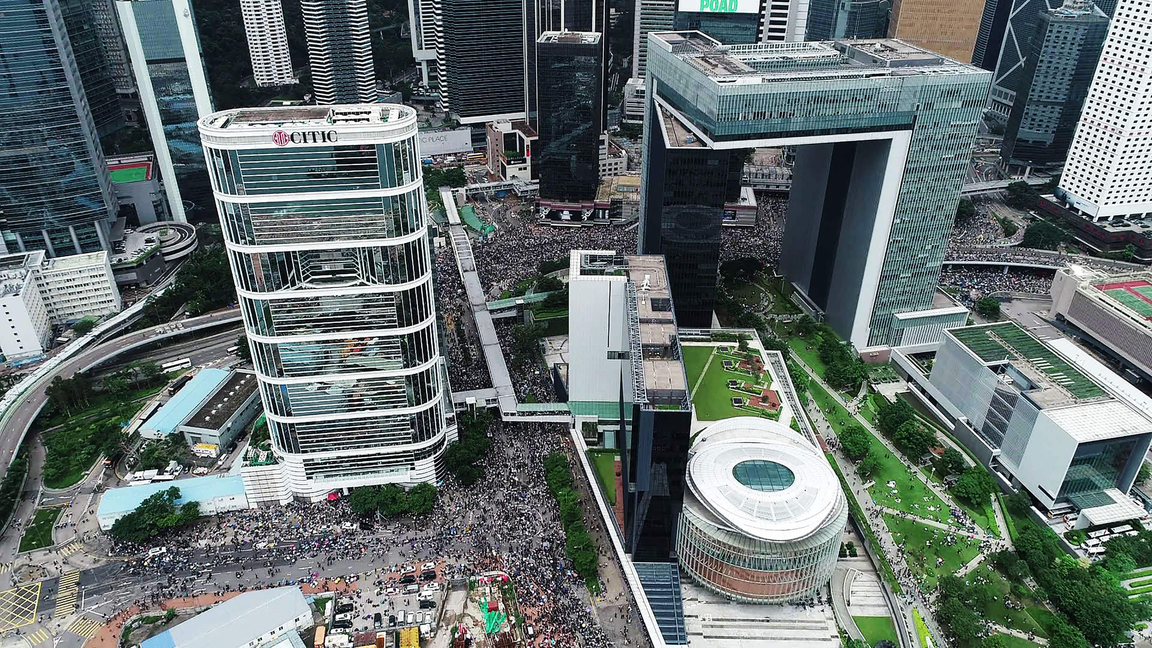  protes massa terhadap rancangan undang-undang (RUU) ekstradisi Hong Kong,