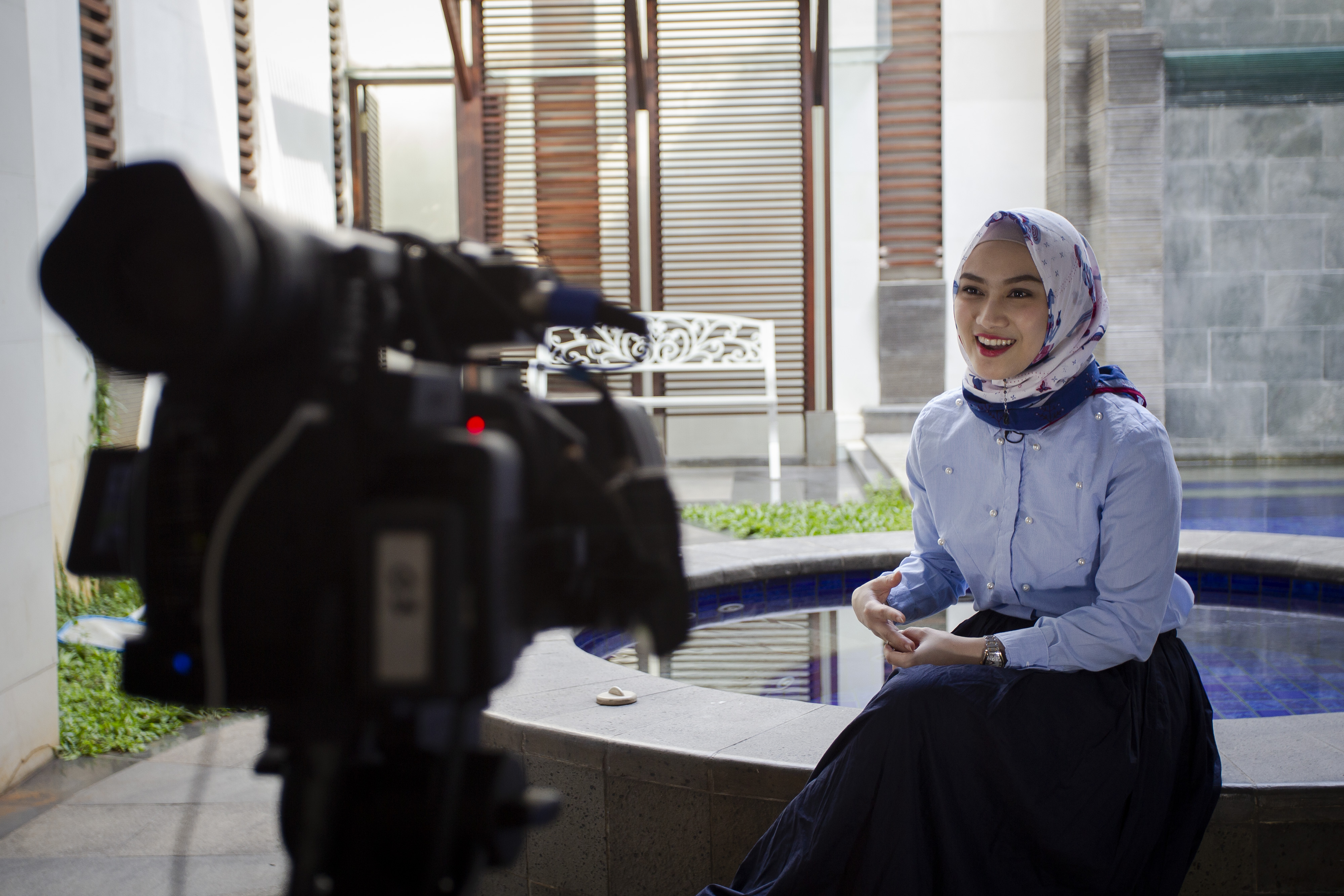 Melody Laksani Mudik ke Kampung Suami