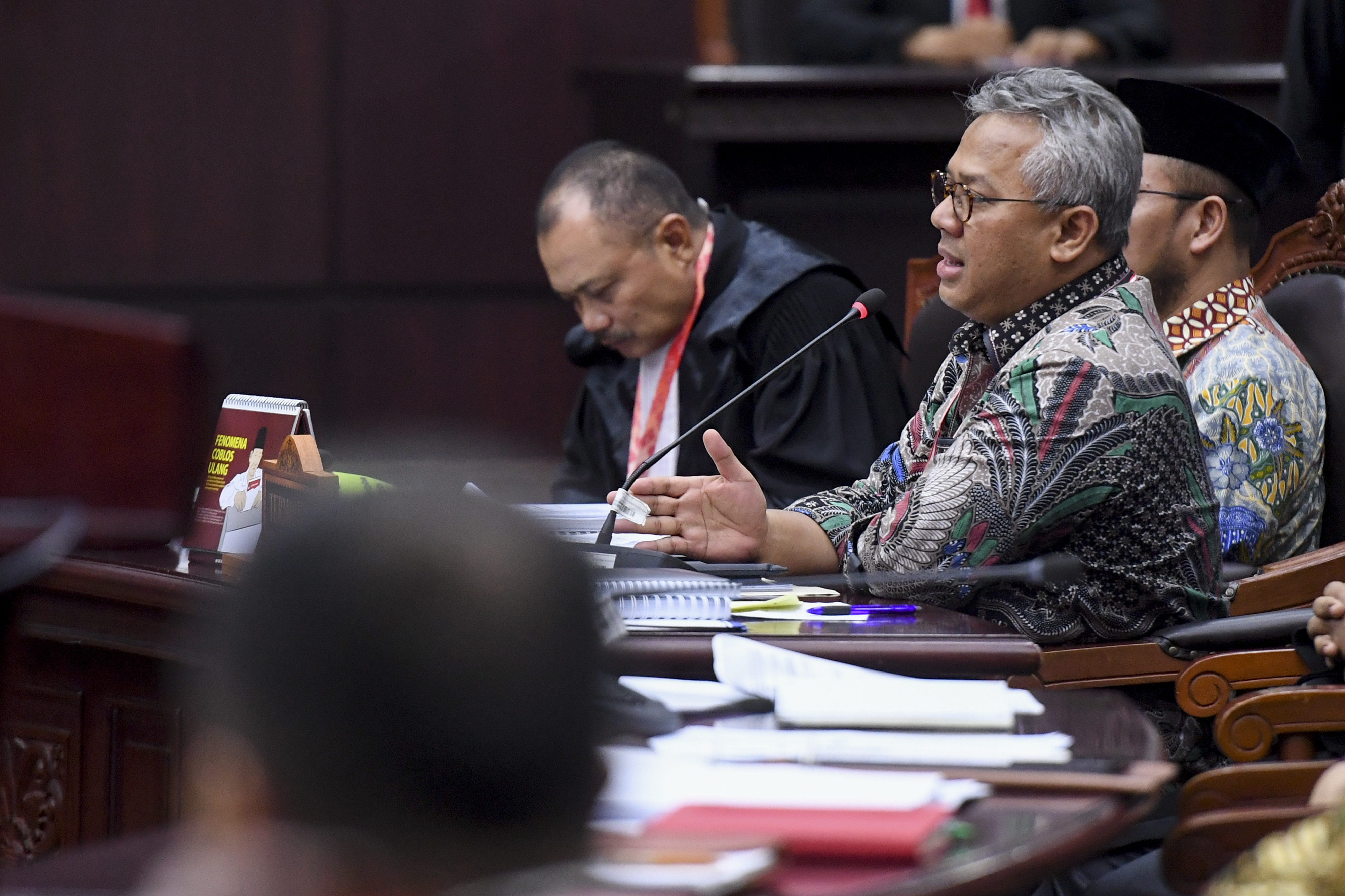 Ketua KPU Arief Budiman saat memberikan tanggapan dalam sidang PHPU di MK