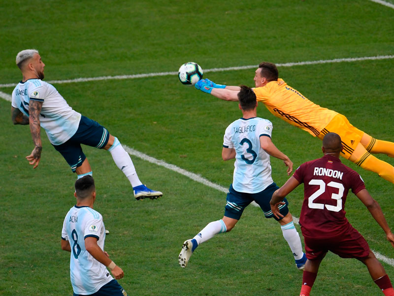  Final Dini Dua Favorit Juara 