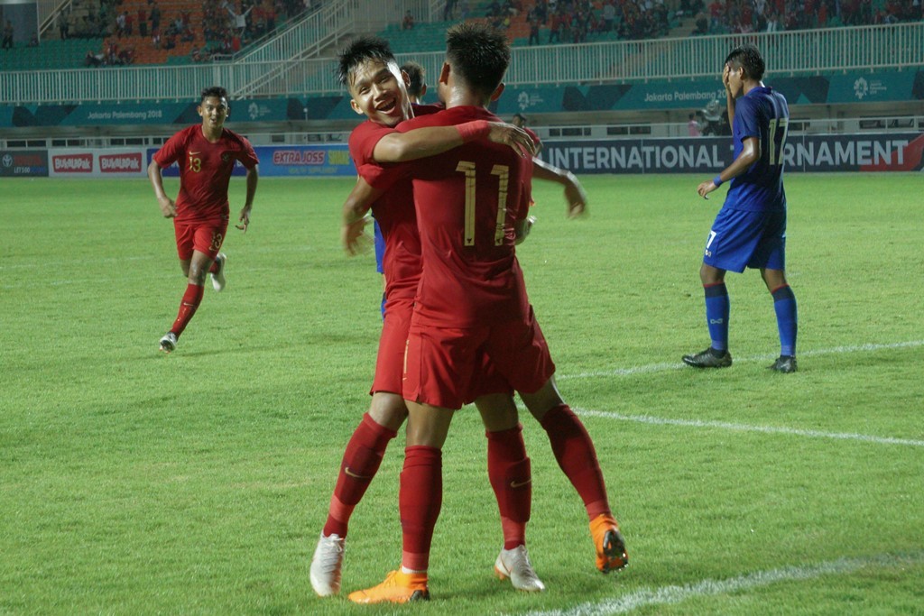 Selebrasi Witan Sulaeman dengan Saddil Ramdani