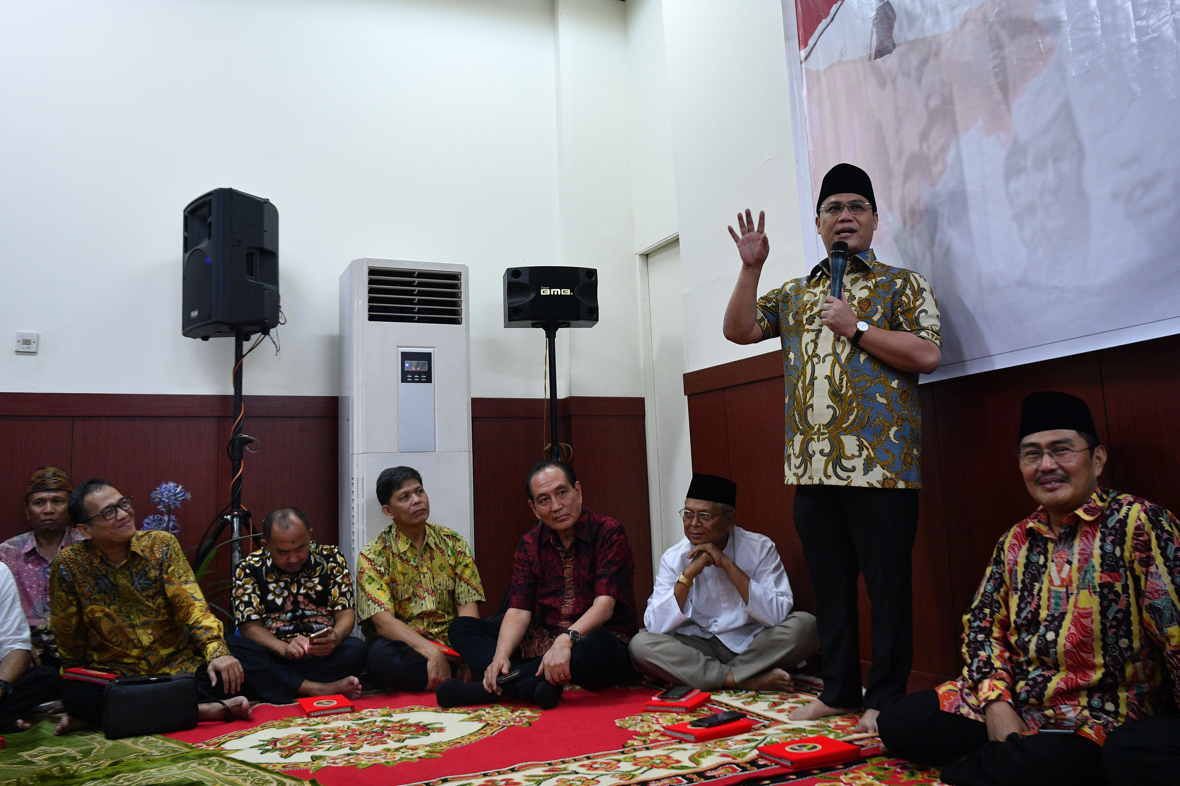 Wasekjen PDIP yang juga Ketua PA GMNI Ahmad Basarah dalam halal bihalala PA GMNI