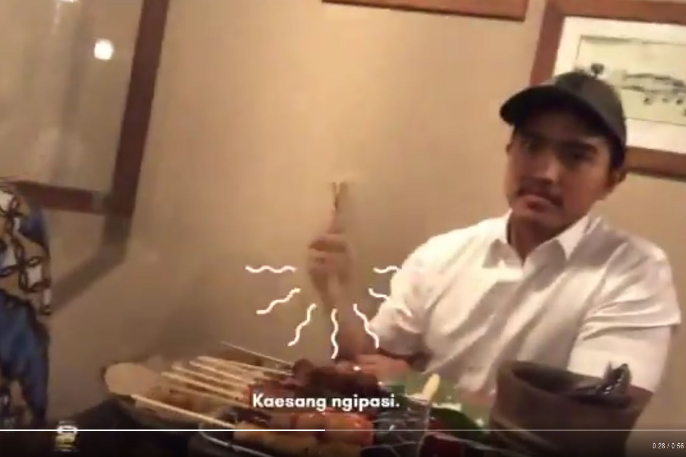 Putra Presiden Jokowi, Kaesang Pangarep, saat mengipasi satu gembus di Yogyakarta, Sabtu (8/6).