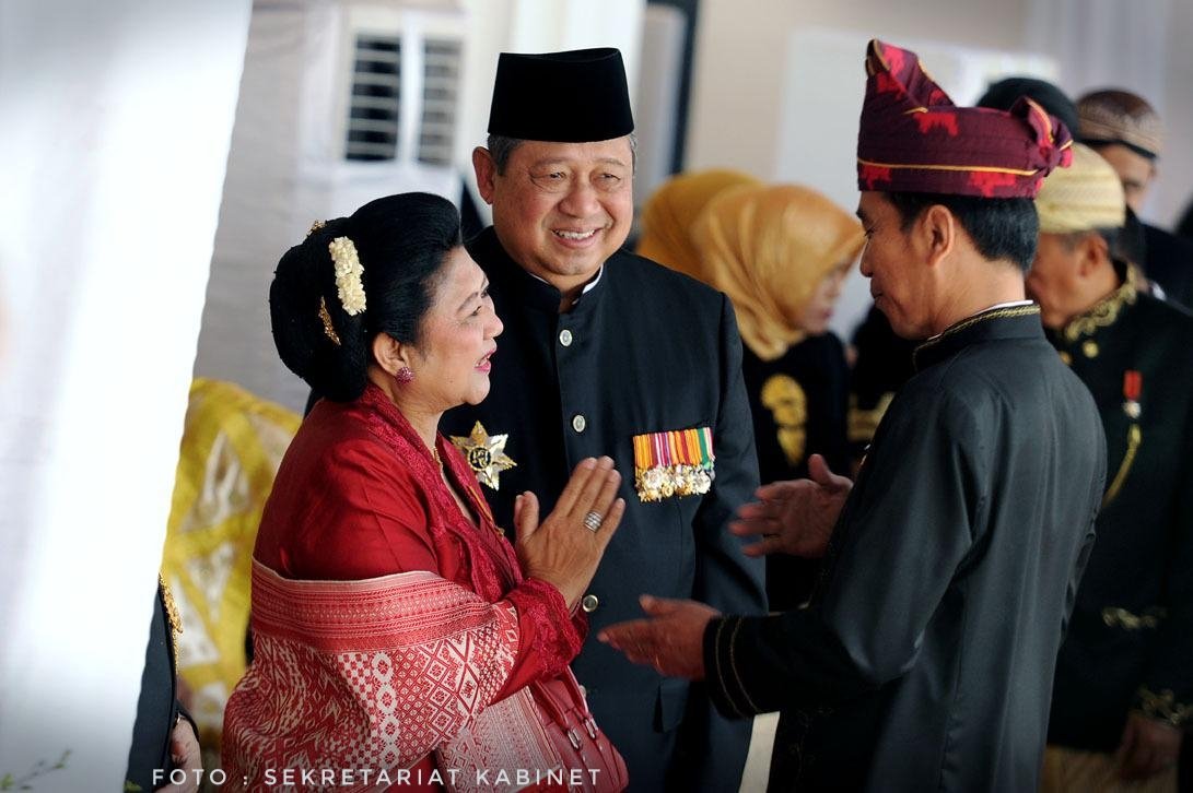 Ani Yudhoyono, Susilo Bambang Yudhoyono, dan Joko Widodo.