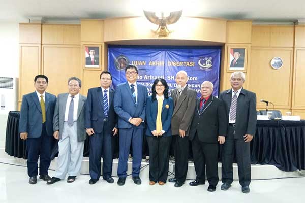 Kajian Dr. R. Artsanti Alif dalam promosi doktoralnya di Universitas Brawijaya, Malang
