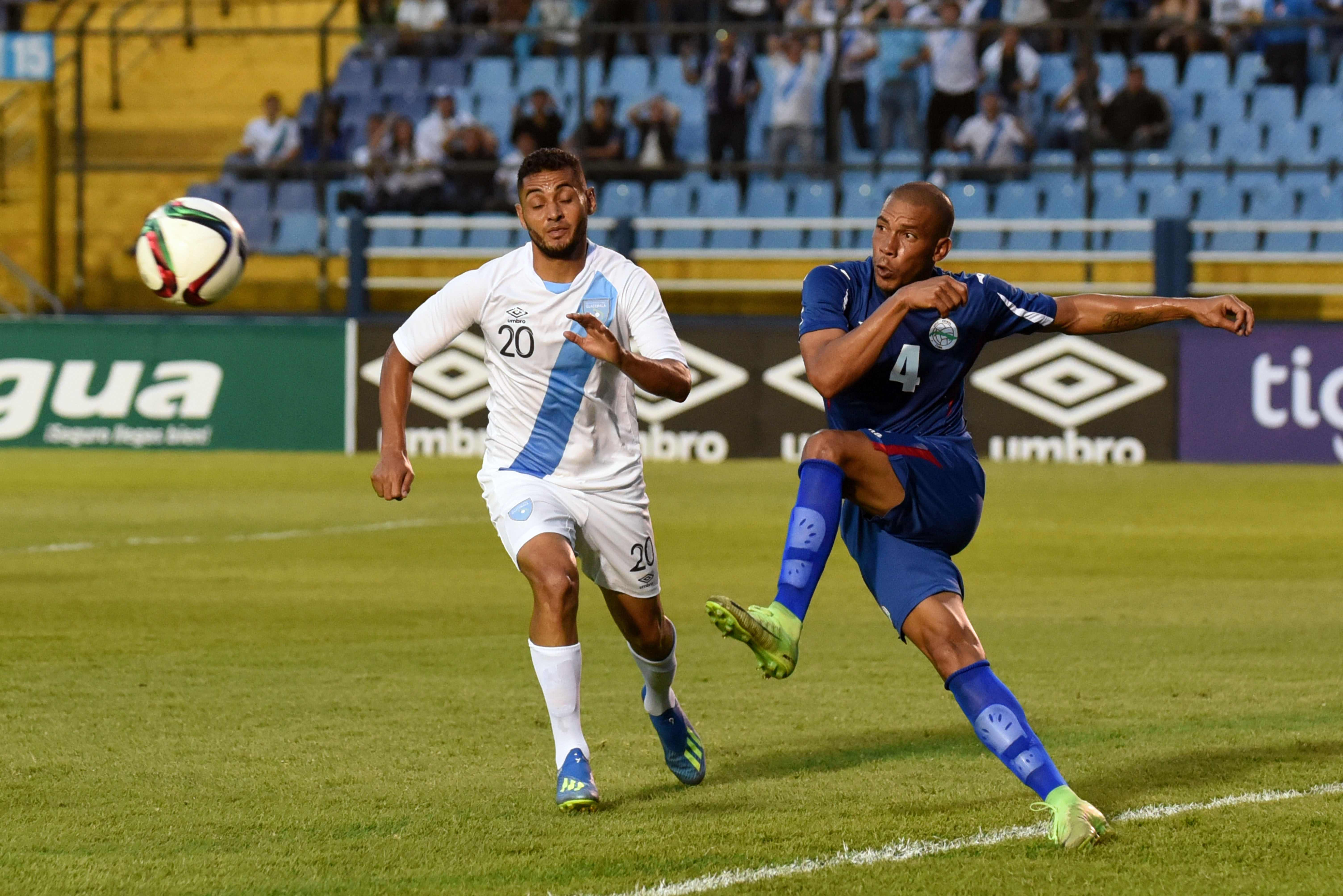 Yasmani Lopez (kanan)