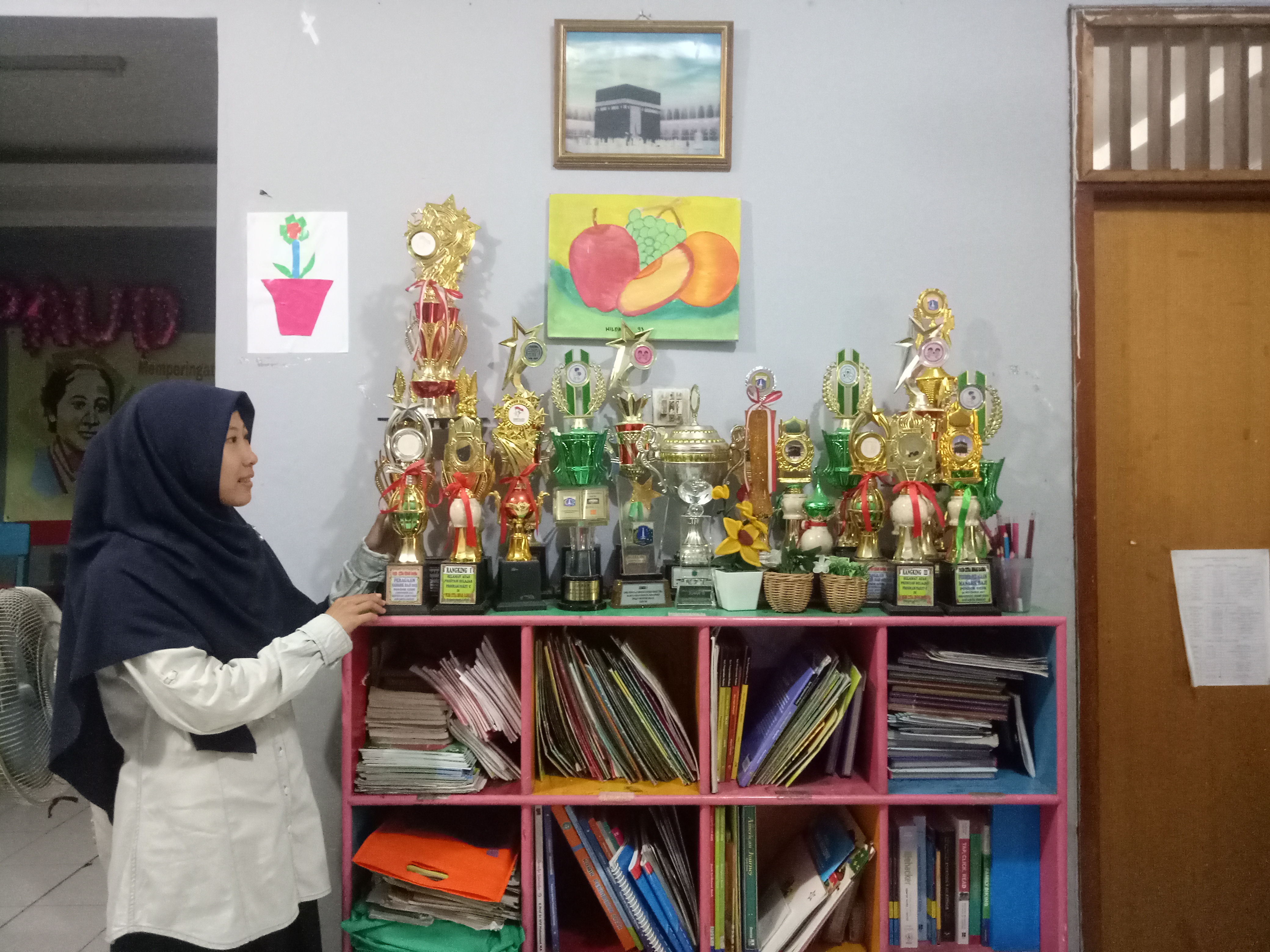 TBM Citra Binar Rahma di Jalan Kebon Raya, Kelurahan Duri Kepa, Kecamatan Kebon Jeruk