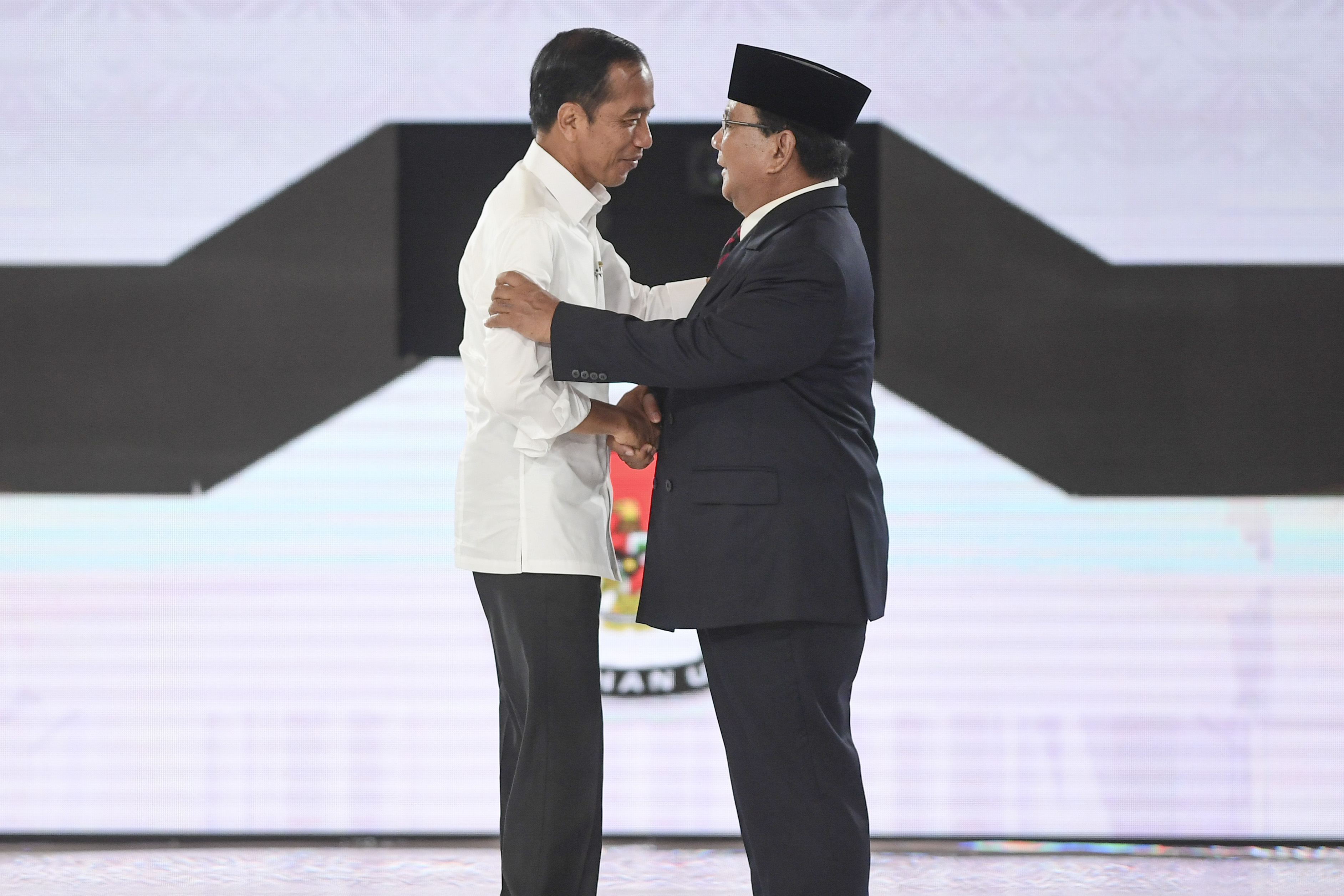 Joko Widodo (kiri) dan Prabowo Subianto