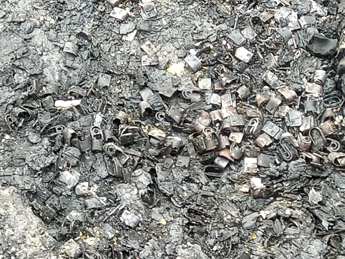 Ribuan penutup pemantik mancis di rumah terbakar di Langkat, Sumatra Utara.