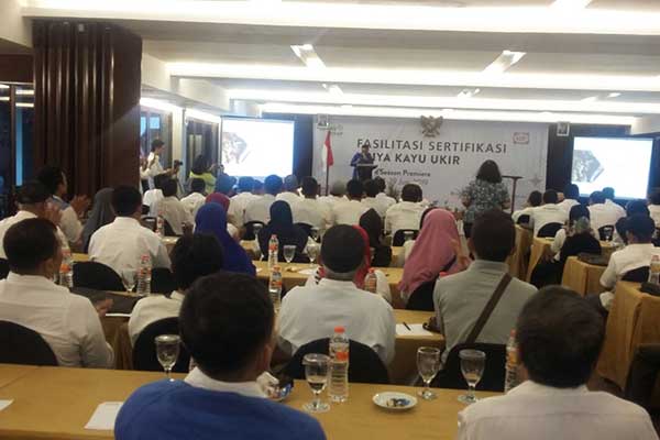 Sertifikasi Profesi, Perajin Ukir Siap Mendunia