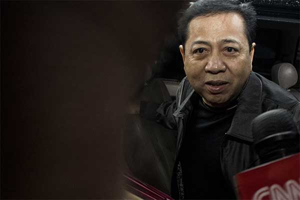 Terpidana Kasus Korupsi KTP elektronik Setya Novanto tiba di Lapas Klas IA Sukamiskin, Bandung, Jawa Barat, Jumat (4/5). 