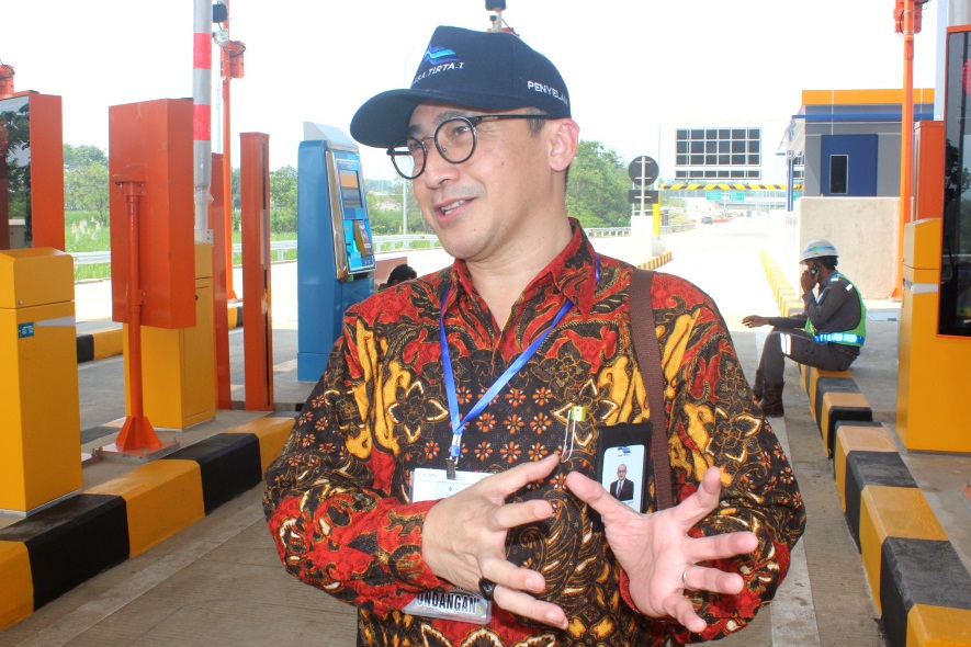 Direktur Utama Perusahaan Umum Jasa Tirta (PJT) 1 Raymond Valiant Ruritan 