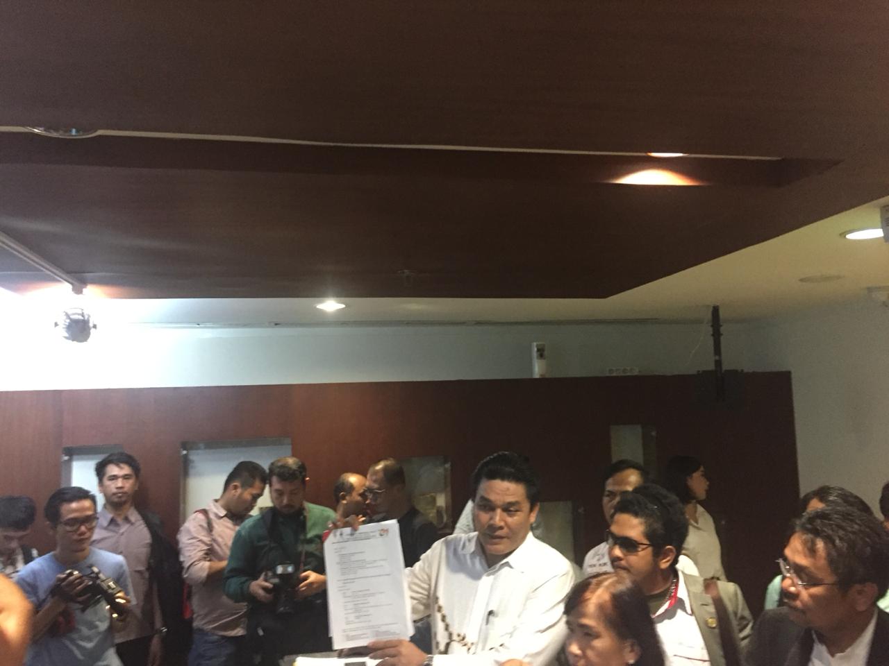 Diduga Langgar Kode Etik, Bambang Widjojanto Dilaporkan ke Peradi