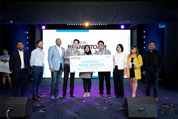  Tim Phoenix  dari Sekolah Teknik Elektro dan Informatika ITB meraih Global Winner pada kompetisi L