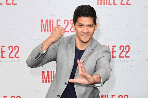 Proses Bleaching Bikin Iko Uwais Masuk Rumah Sakit