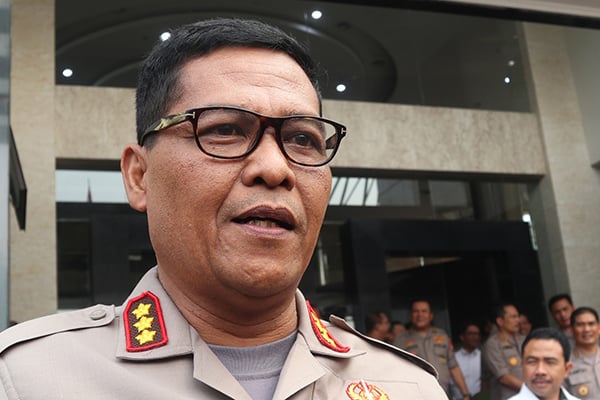 Kepala Bidang Hubungan Masyarakat Polda Metro Jaya, Komisiaris Besar Polisi Argo Yuwono