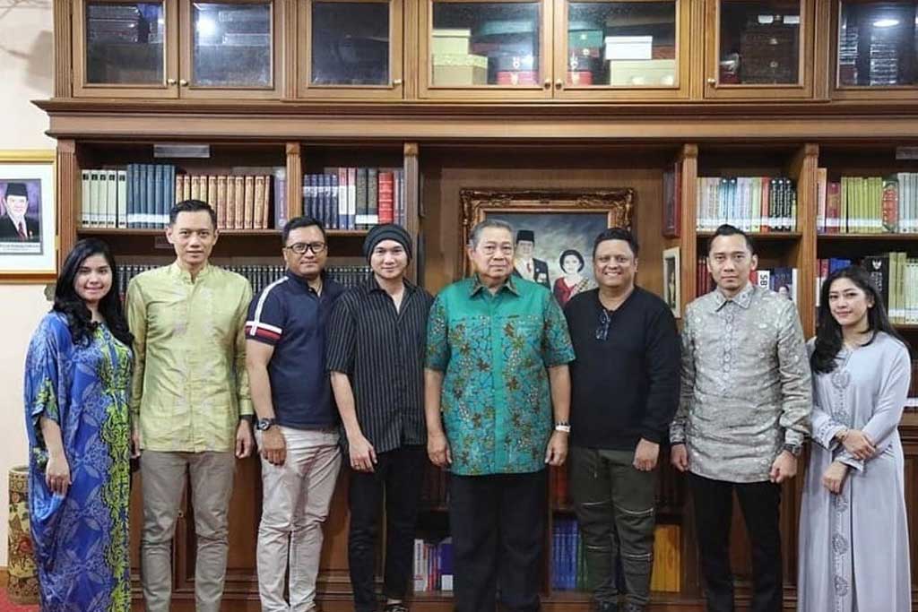 Anji bersama keluarga SBY