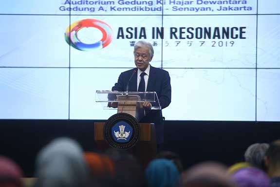President The Japan Foundation, Mr Hiroyasu Ando dalam Simposium Internasional 
