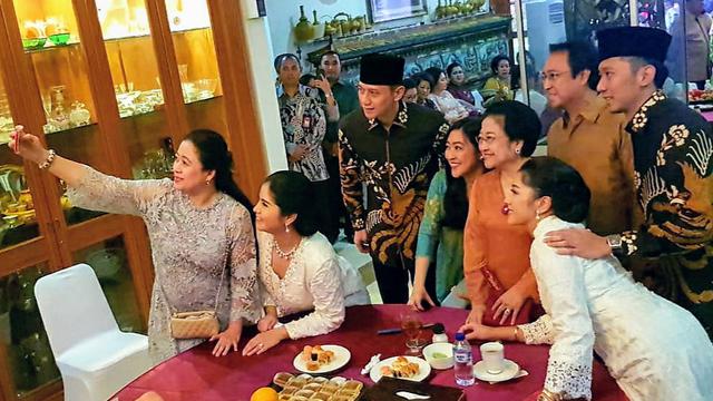 AHY saat halal bihalal ke kediaman Ketua Umum PDIP Megawati Soekarnoputri.