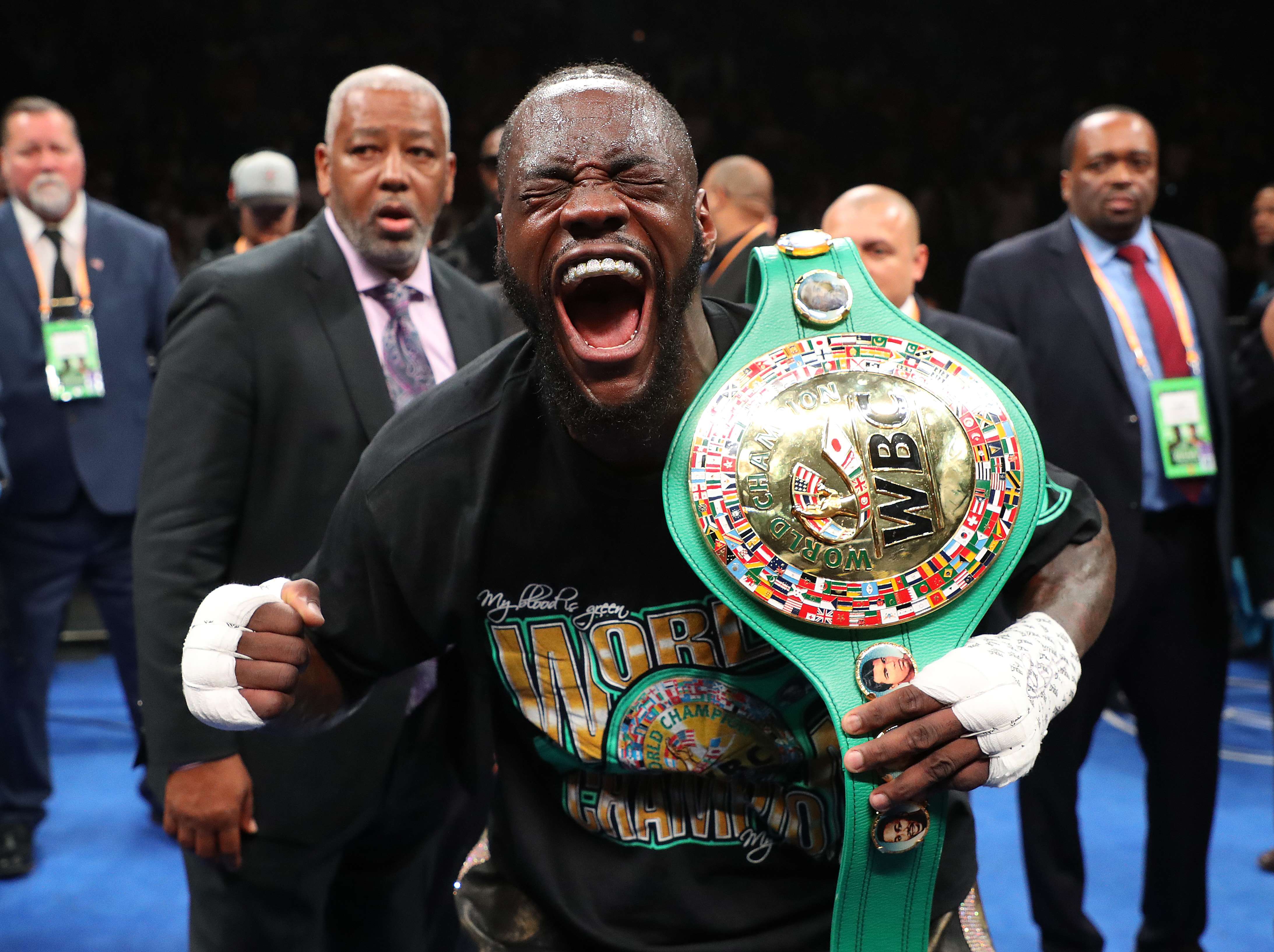 Juara dunia tinju kelas berat versi WBC Deontay Wilder