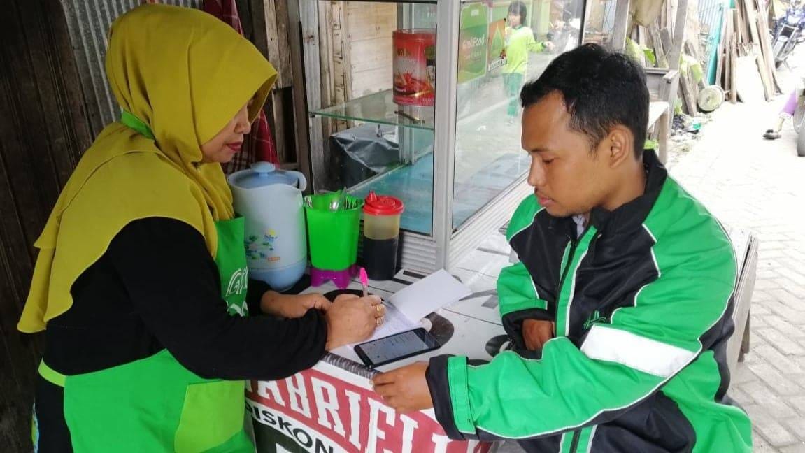 Usaha kuliner Warung Mama Fauzan di Pekapuran, Banjarmasin, semakin berkembang setelah bermitra dengan Grabfood.