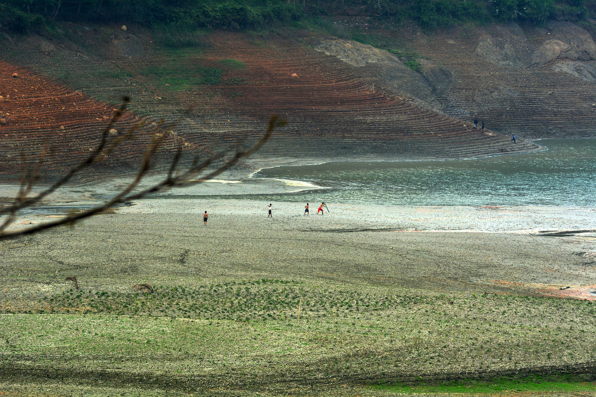 Volume air Waduk Sempor, Kebumen, Jawa Tengah hanya tersisa 17,9% atau 7 juta m3. Volume air dalam kondisi normal 39 juta m3. 
