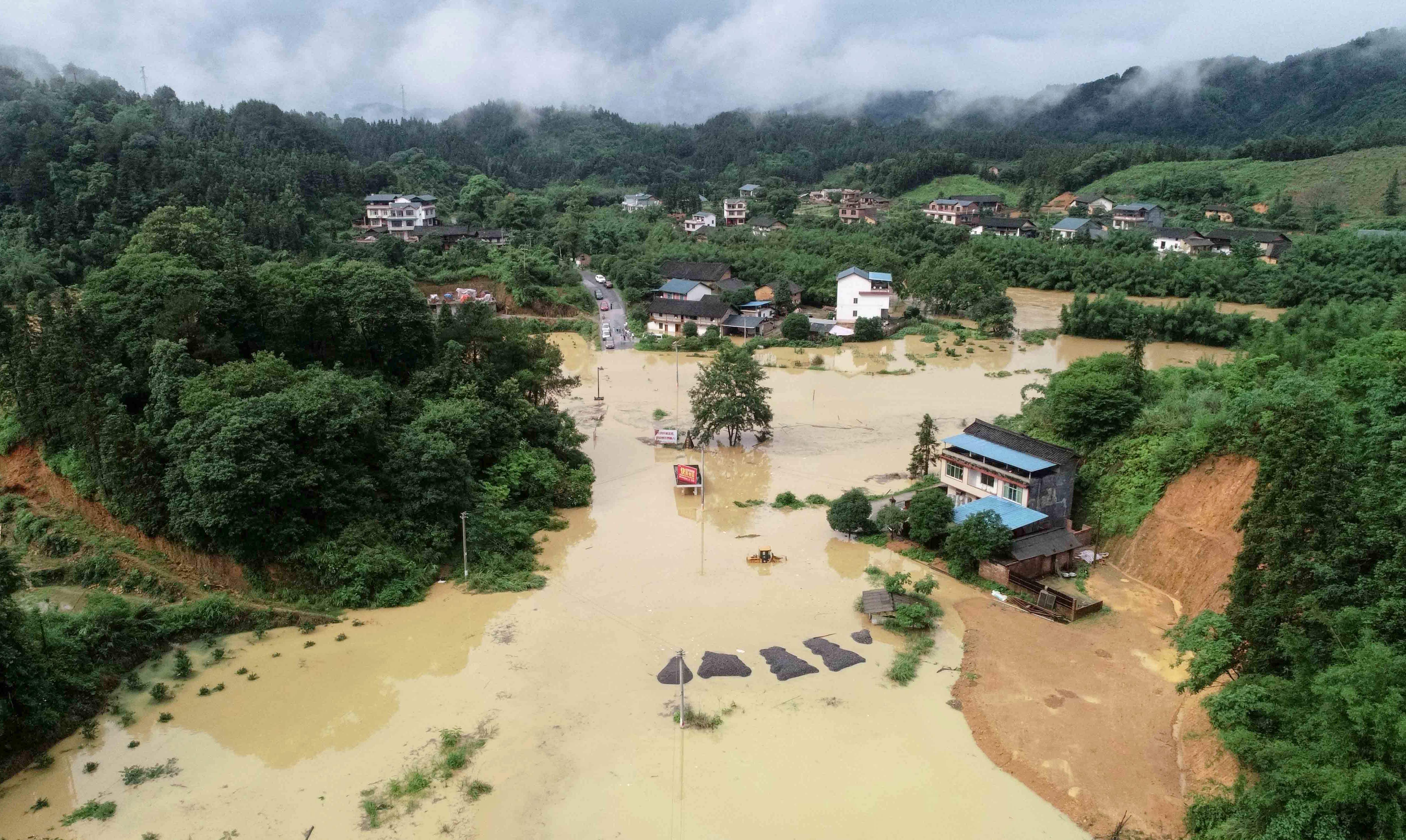 Banjir di Rongan, Guangxi, Tiongkok