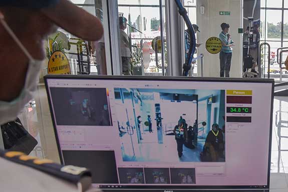 alat pemindai panas tubuh mendeteksi berpotensi terjangkit virus cacar monyet (monkeypox). ANTARA FOTO/FB Anggoro/ama.