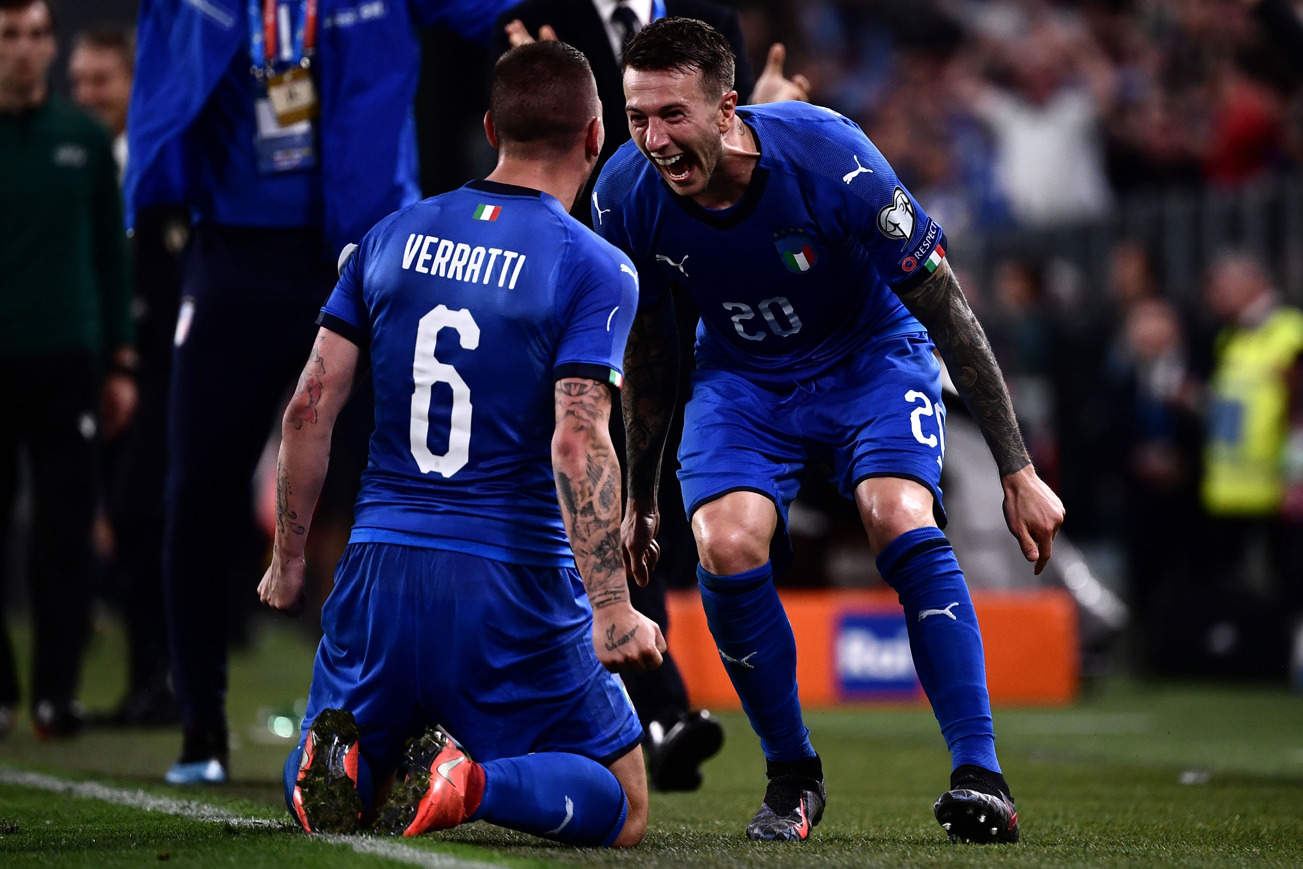 Marco Verratti (6) merayakan golnya ke gawang Bosnia dalam laga kualifikasi Piala Eropa 2020