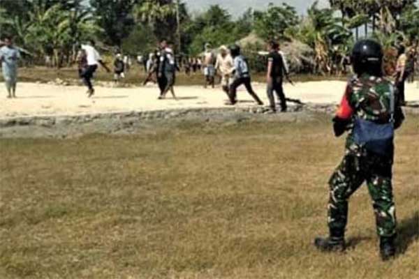 Bentrokan antarperguruan silat di Kelurahan Naibonat, Kecamatan Kupang Timur, Kabupaten Kupang menewaskan satu orang. 