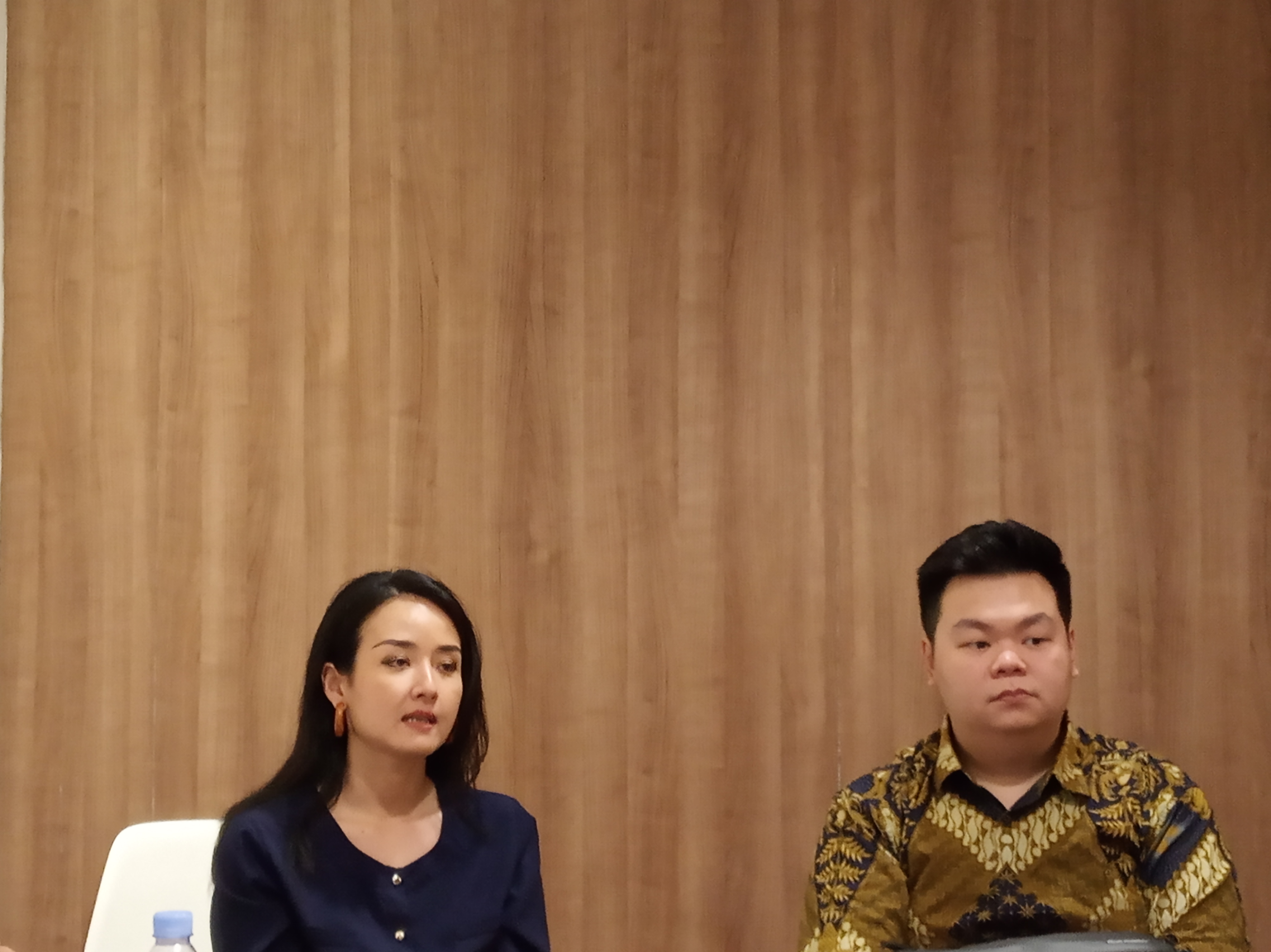 general Manager Skandinavia Hene Putro (kanan)