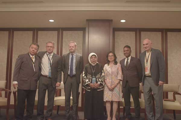 Simposium regional Lundbeck yang membahas mengenai kesehatan mental di Jakarta
