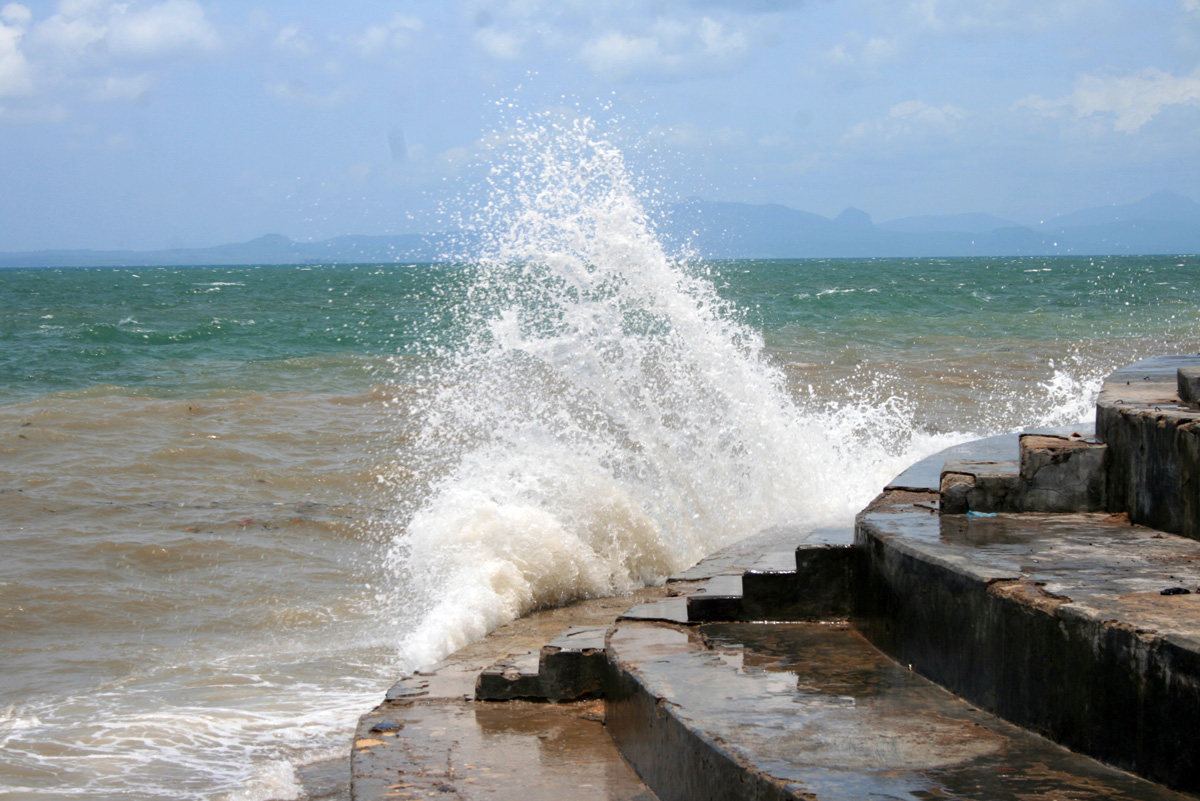 Angin Kencang dan Gelombang Tinggi Kembali Landa NTT