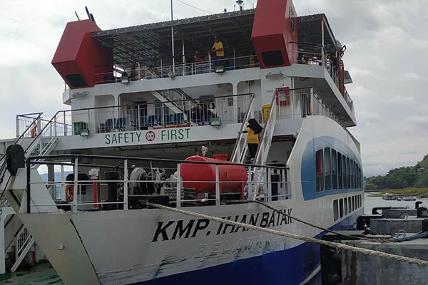 Kapal Motor Ihan Batak, kapal buatan Dirjen Perhubungan Darat Kementerian Perhubungan ini dinilai sangat membantu masyarakat dan wisatawan
