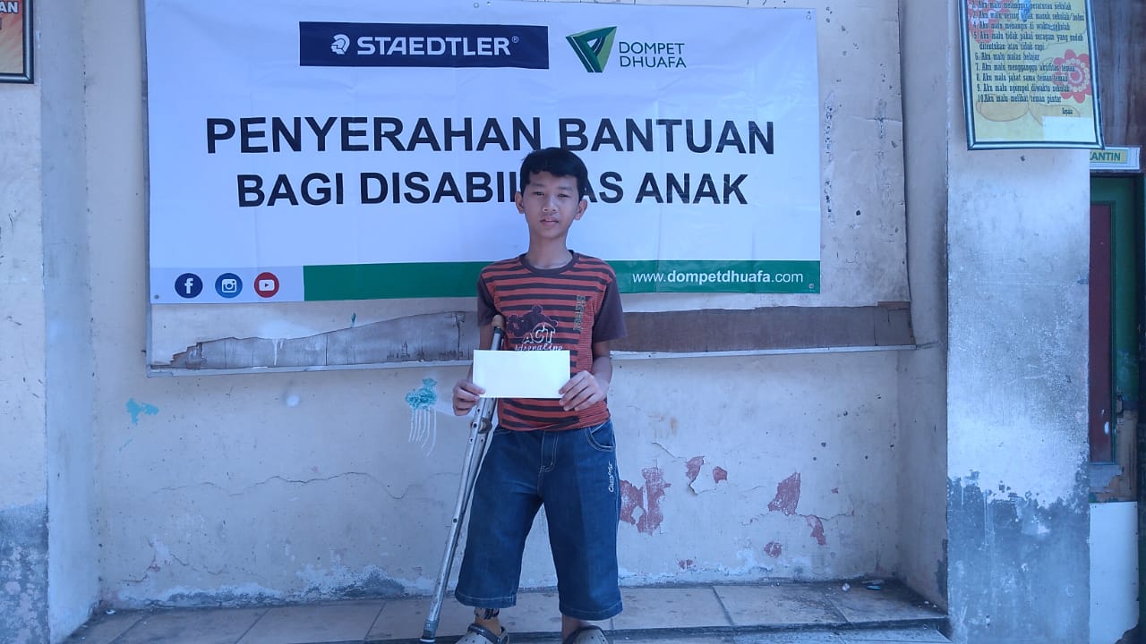 Bantuan kepada anak penyandang disabilitas